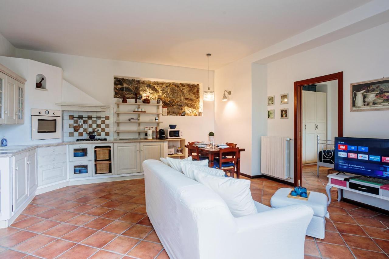 La Suite Del Castello Belgirate Esterno foto